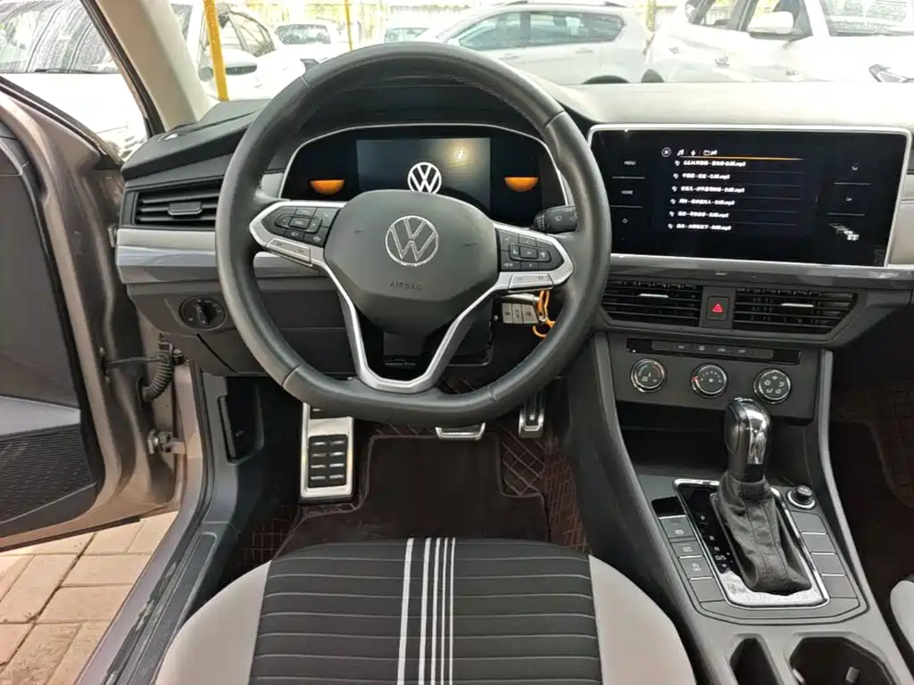 Volkswagen Bora — миниатюра 11