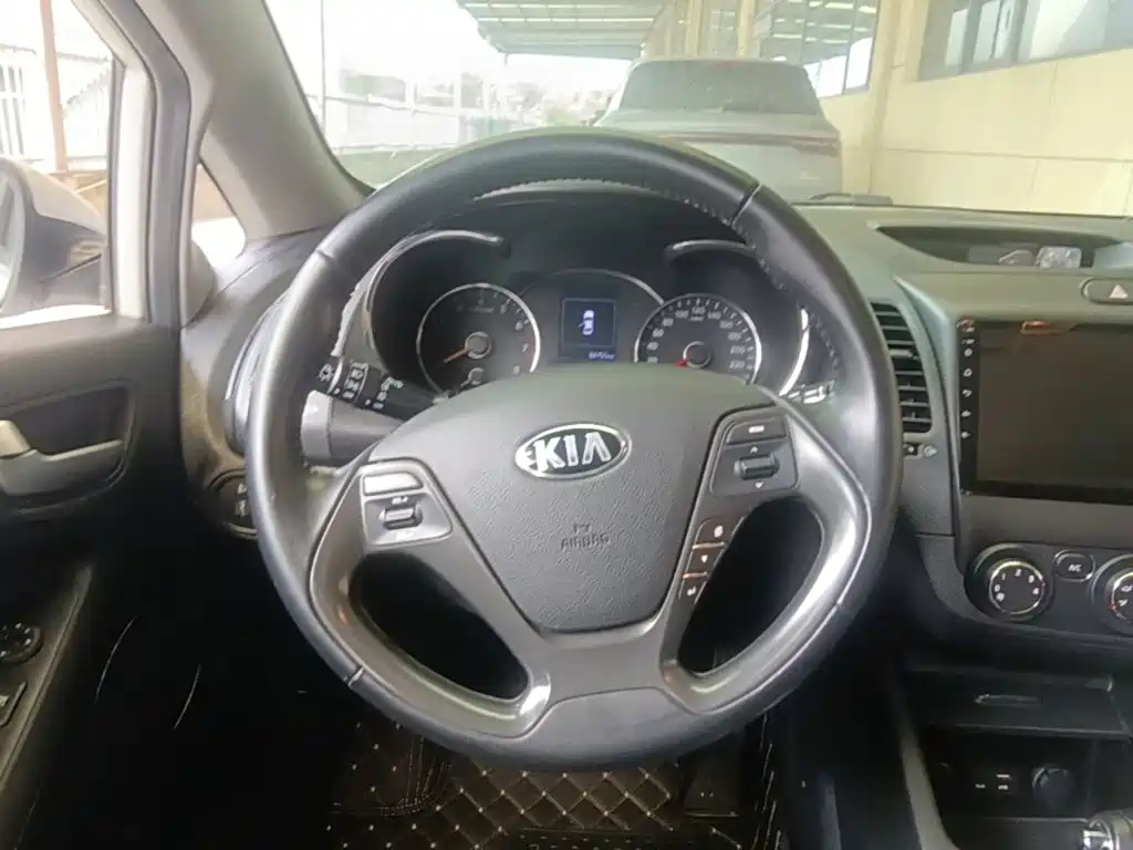 Kia K3 — миниатюра 11