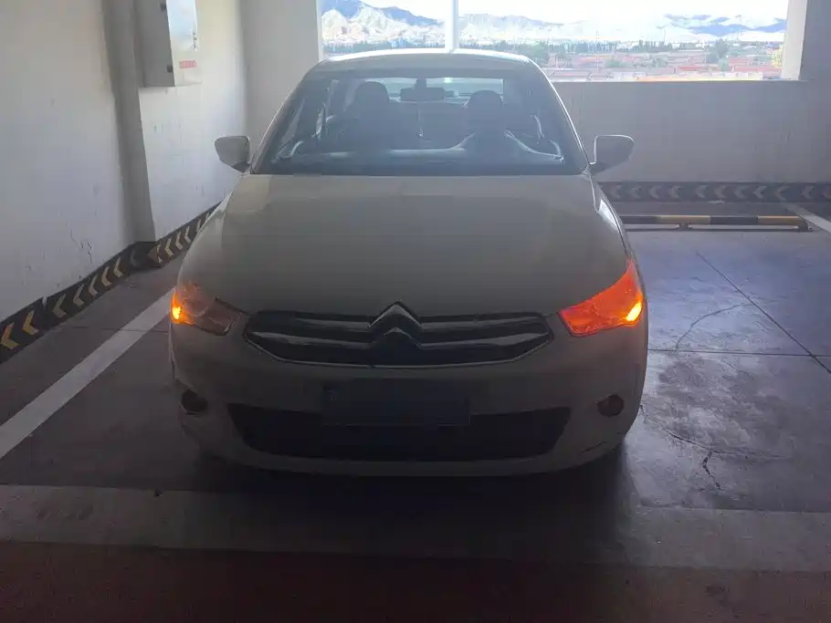 Citroen Elysee — миниатюра 2