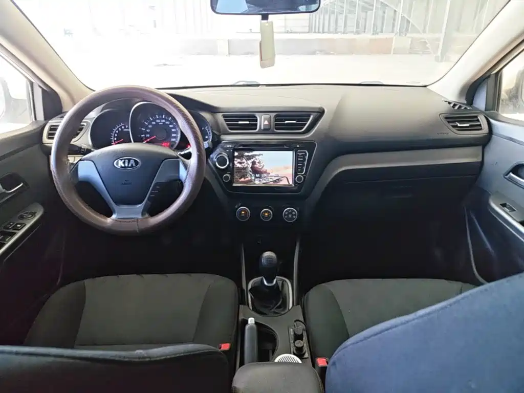 Kia K2 — миниатюра 10