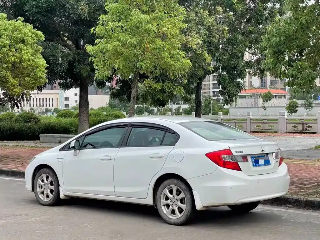 Honda Civic — миниатюра 3
