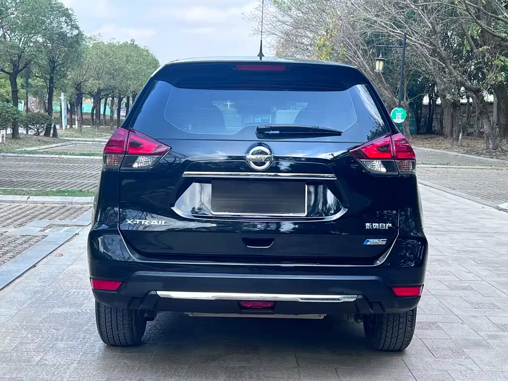 Nissan X-Trail 2.0L CVT Comfort Edition 2WD, фото 5