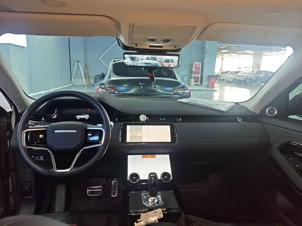 Land Rover Evoque — миниатюра 10