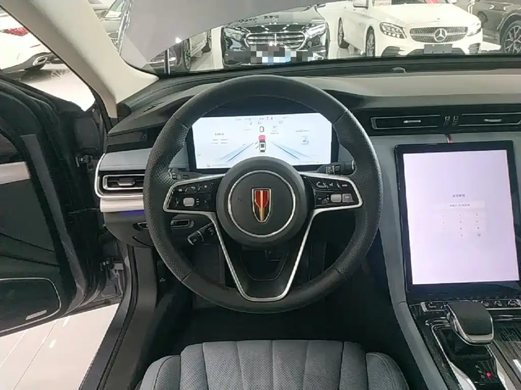 Hongqi Hongqi H5 PHEV — миниатюра 11
