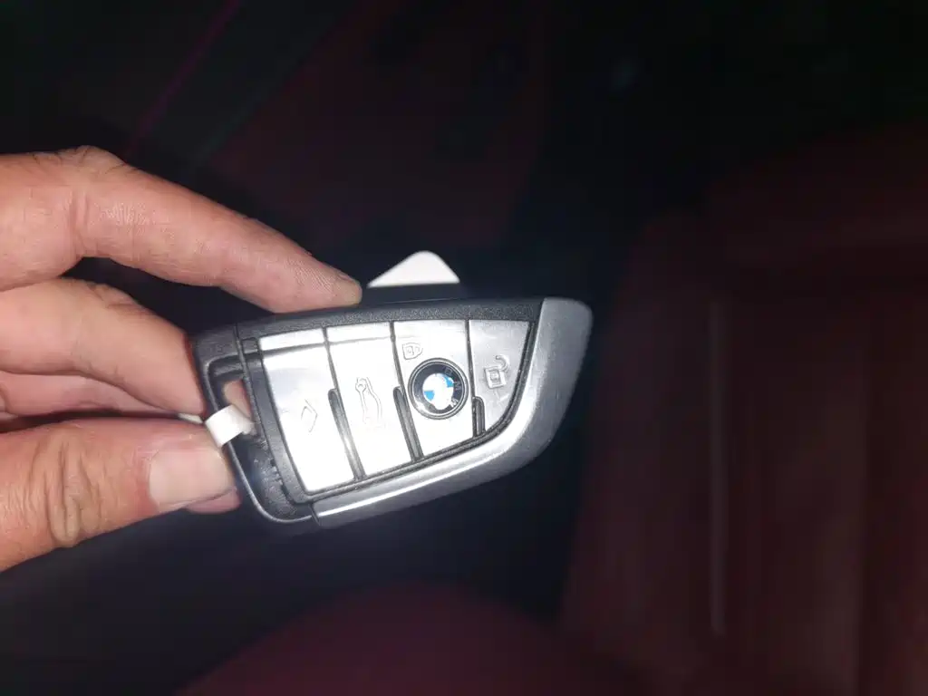 BMW 5 Series — миниатюра 12
