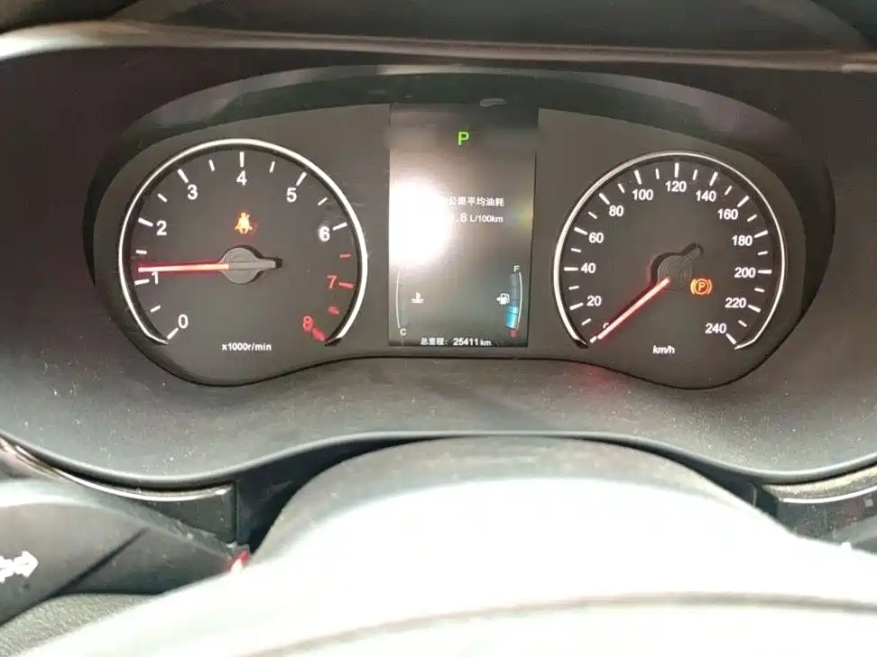 BYD MAX — миниатюра 14