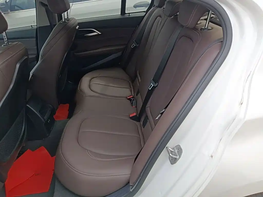 BMW 1 Series — миниатюра 17