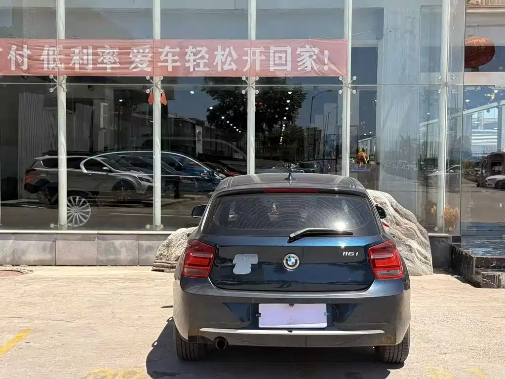 BMW 1 Series (Import) — миниатюра 10