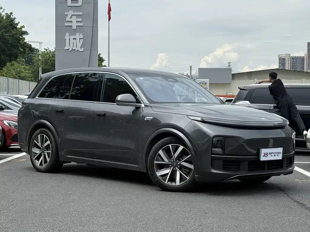 Li Auto Li L8 — миниатюра 3