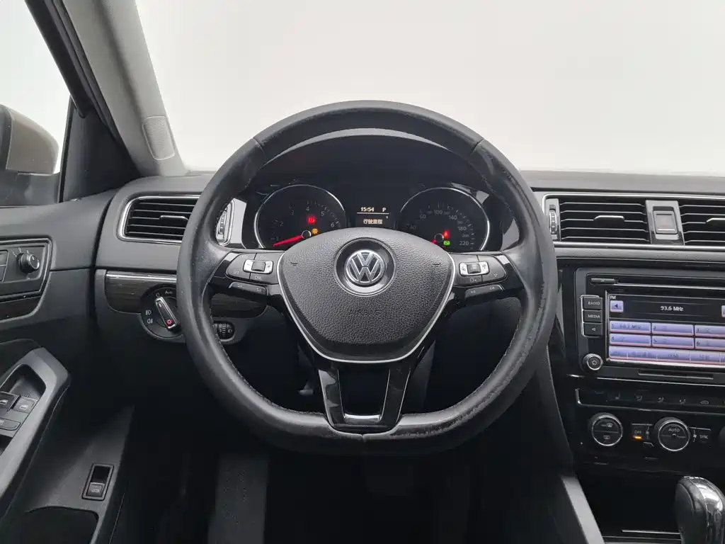 Volkswagen Sagitar — миниатюра 11