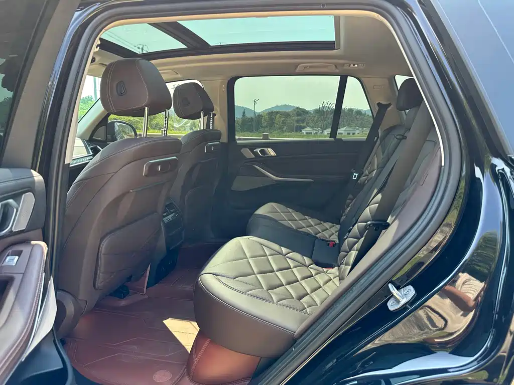 BMW X5 — миниатюра 9