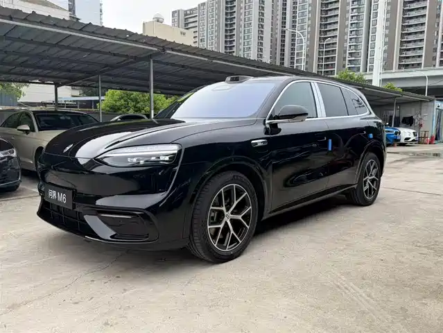 AITO M 6 2026 EREV Max+ 4 WD — фото 1