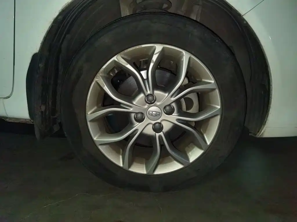 Geely Vision — миниатюра 8