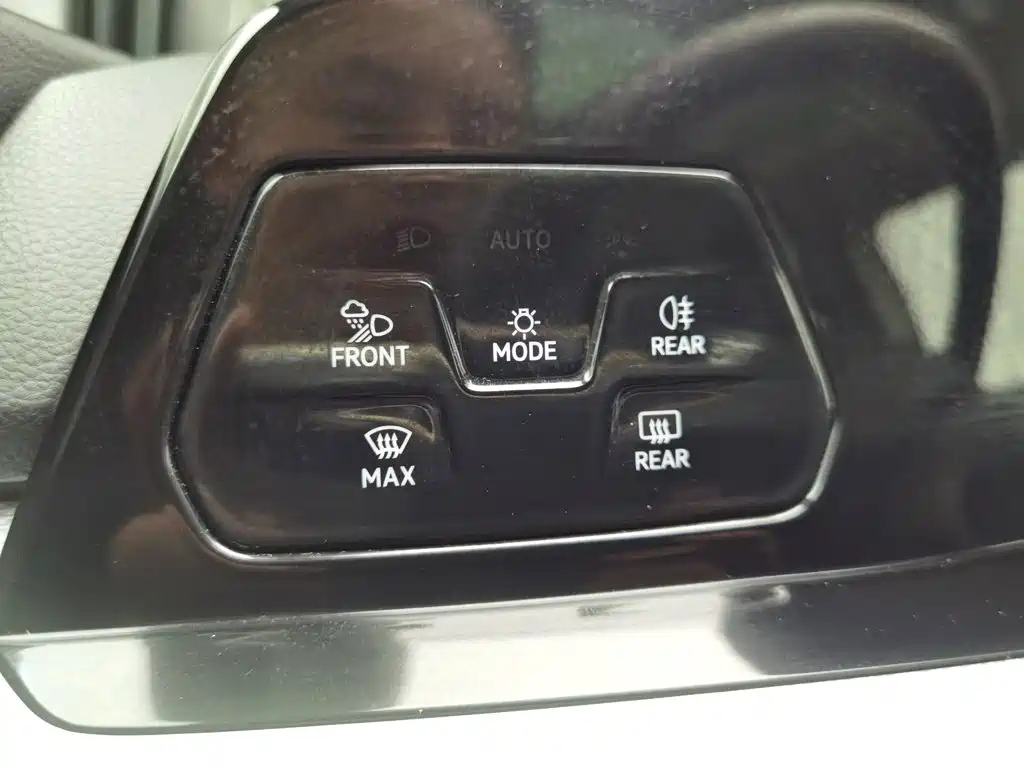 Volkswagen Golf — миниатюра 21