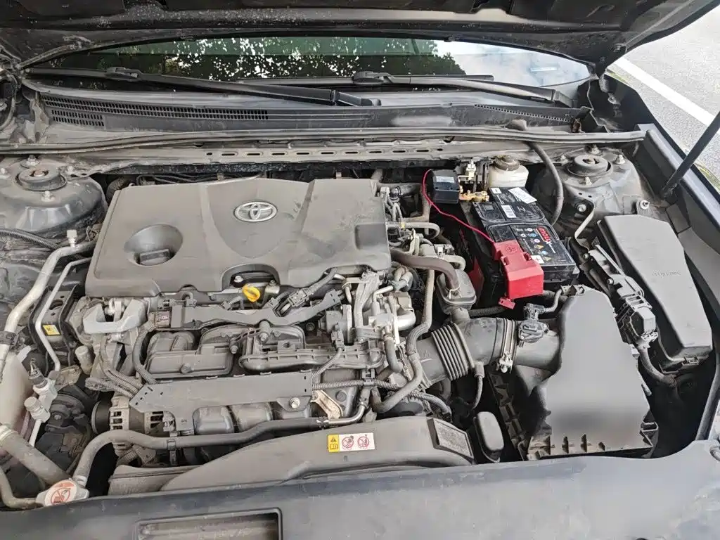 Toyota Camry — миниатюра 11
