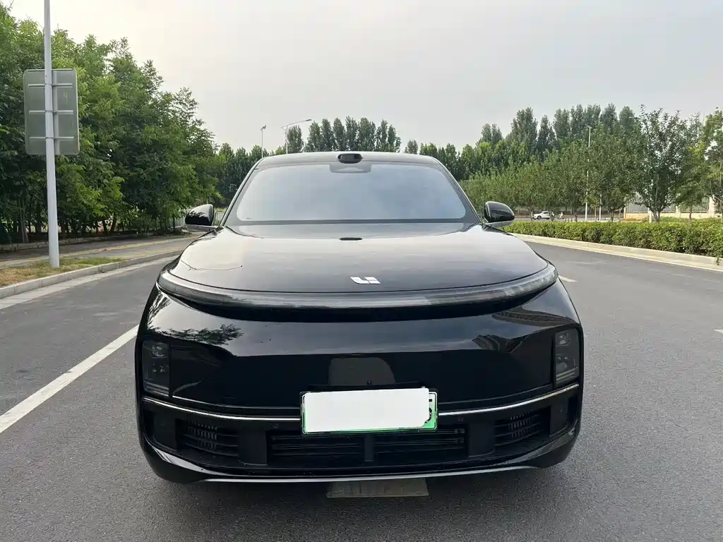 Li Auto L8 2025 Pro