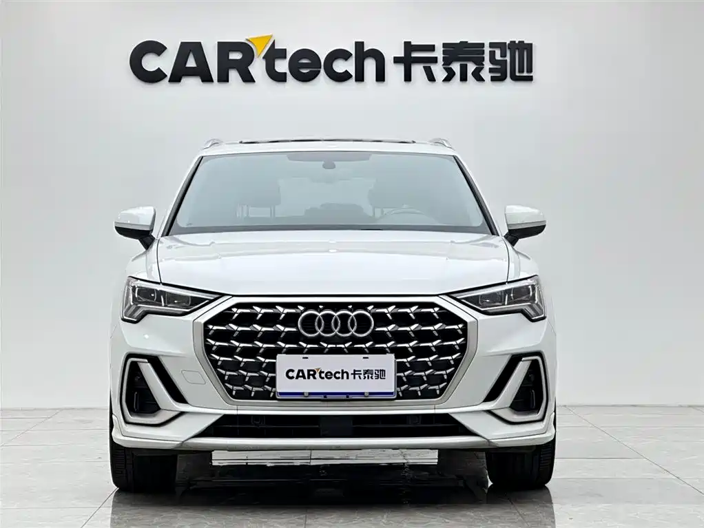 Audi Q3 2024 40 TFSI Fashion