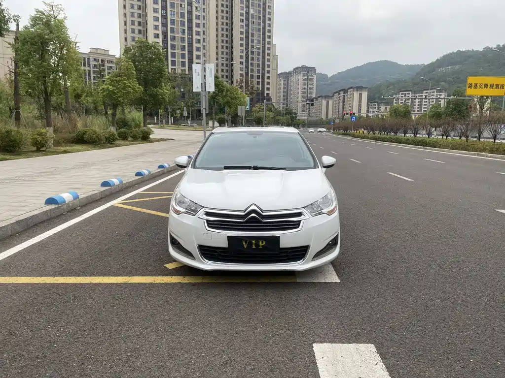 Citroen C4L — миниатюра 2
