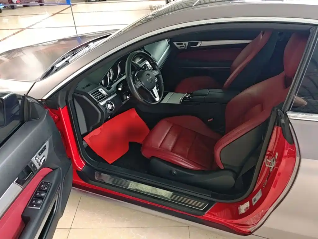 Mercedes-Benz E-Class (Import) — миниатюра 16