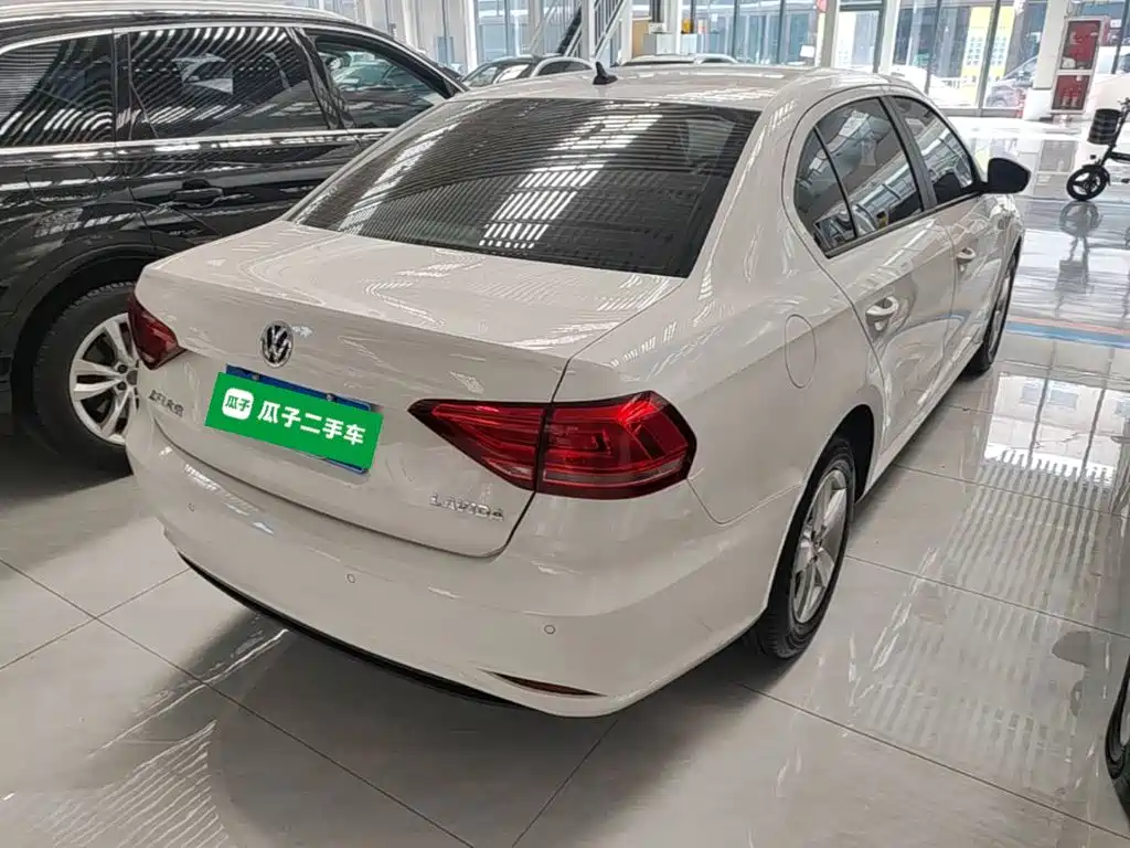 Volkswagen Lavida — миниатюра 7