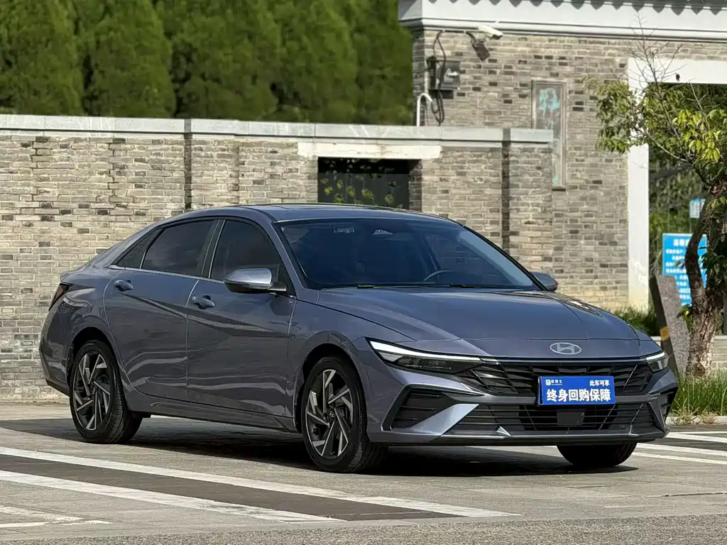 Hyundai Elantra — миниатюра 2