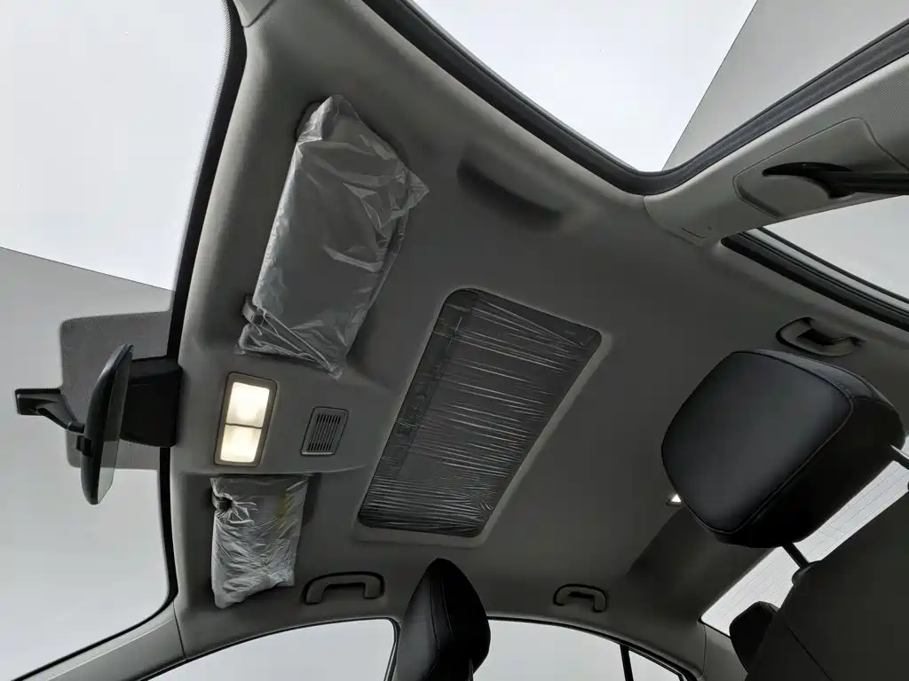 Roewe i5 — миниатюра 14