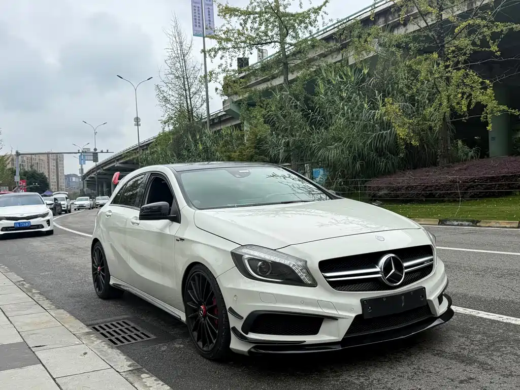 Mercedes-Benz A-Class AMG (Import) — миниатюра 3