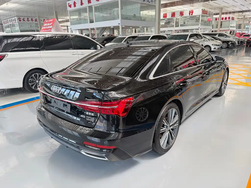 Audi A6L 2021 40 TFSI Luxury
