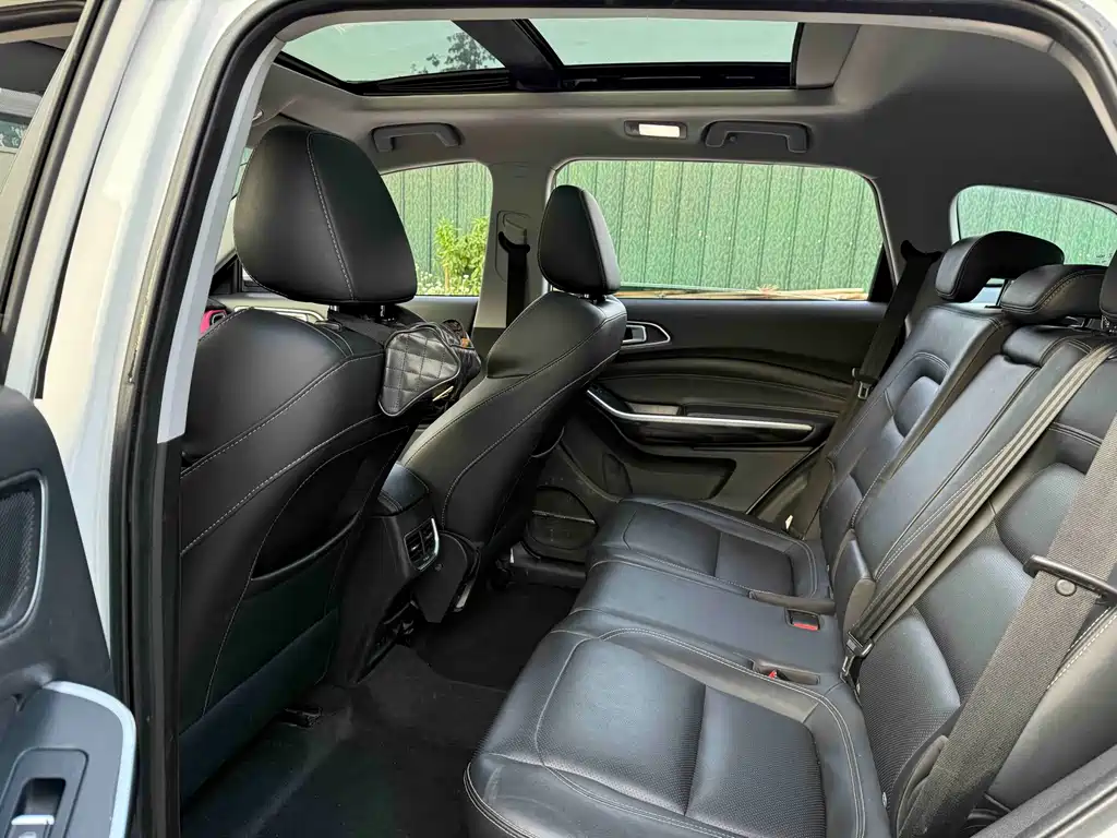 Chery Tiggo 8 — миниатюра 7