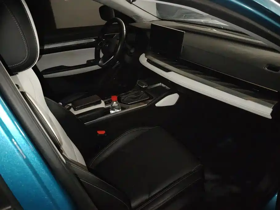 Geely Emgrand — миниатюра 8
