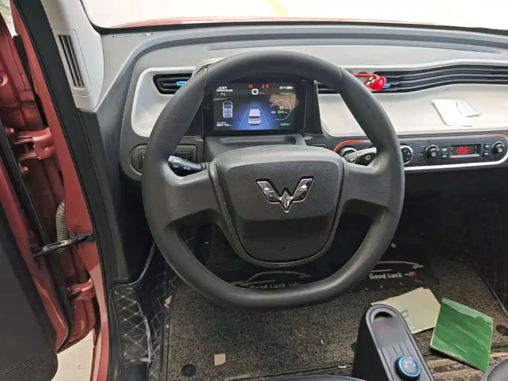 Wuling MINIEV — миниатюра 11