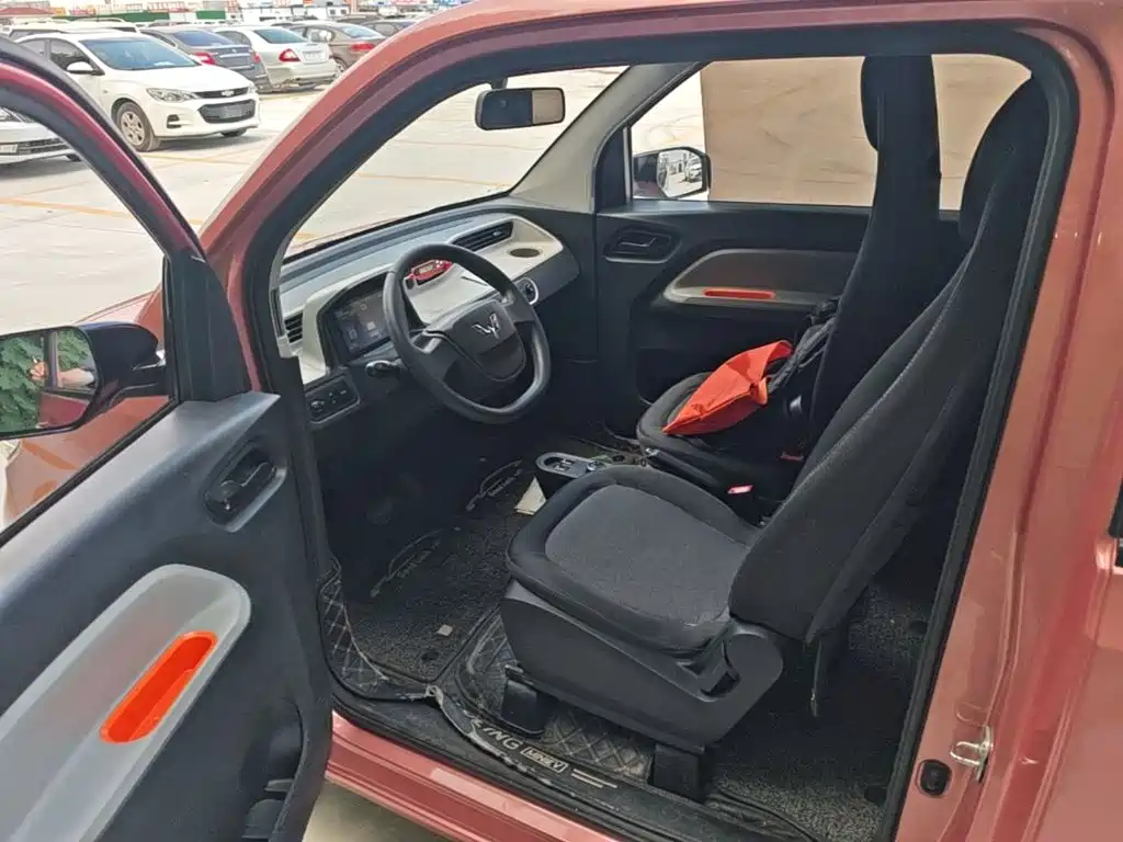Wuling MINIEV — миниатюра 16