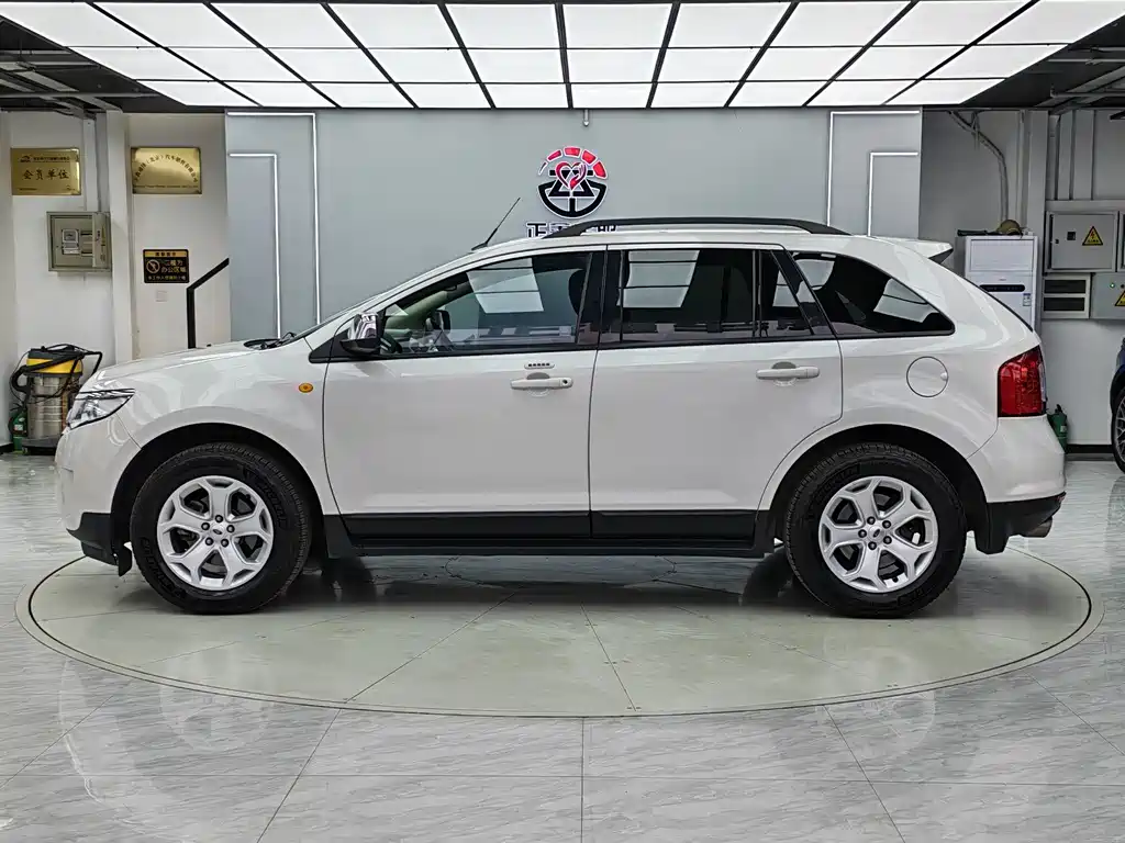 Ford Edge 2012 2.0T