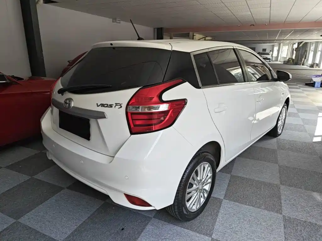 Toyota Vios FS — миниатюра 7