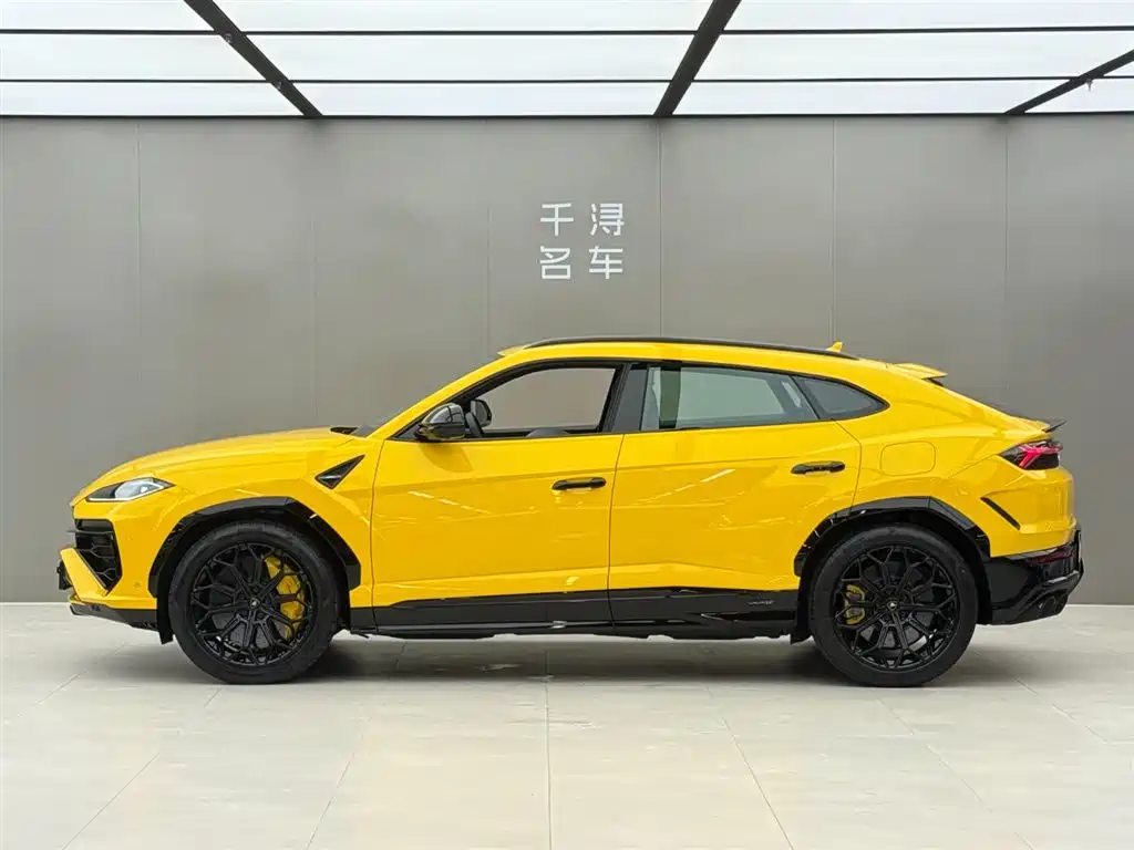 Lamborghini Urus SE — миниатюра 3
