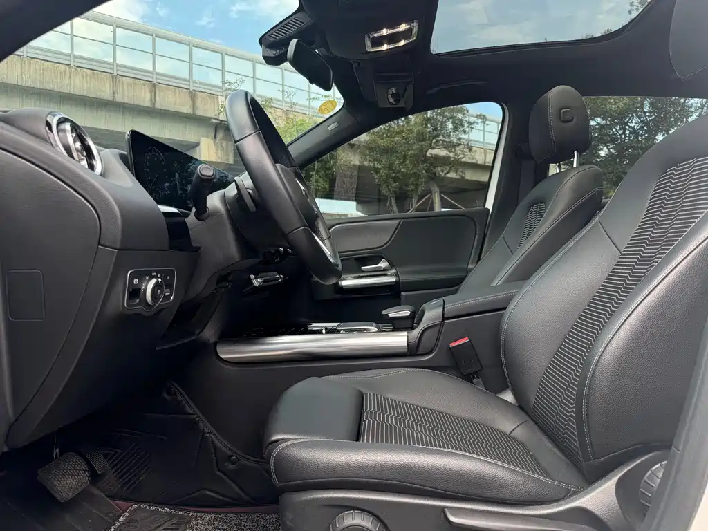 Mercedes-Benz B-Class — миниатюра 8