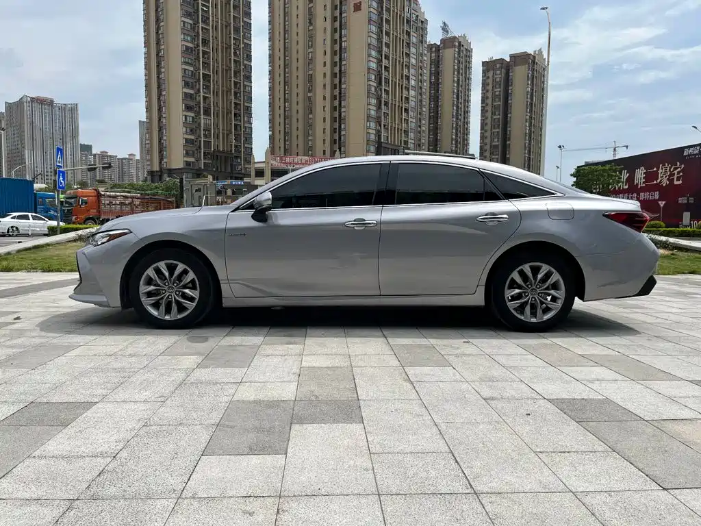 Toyota Avalon — миниатюра 7