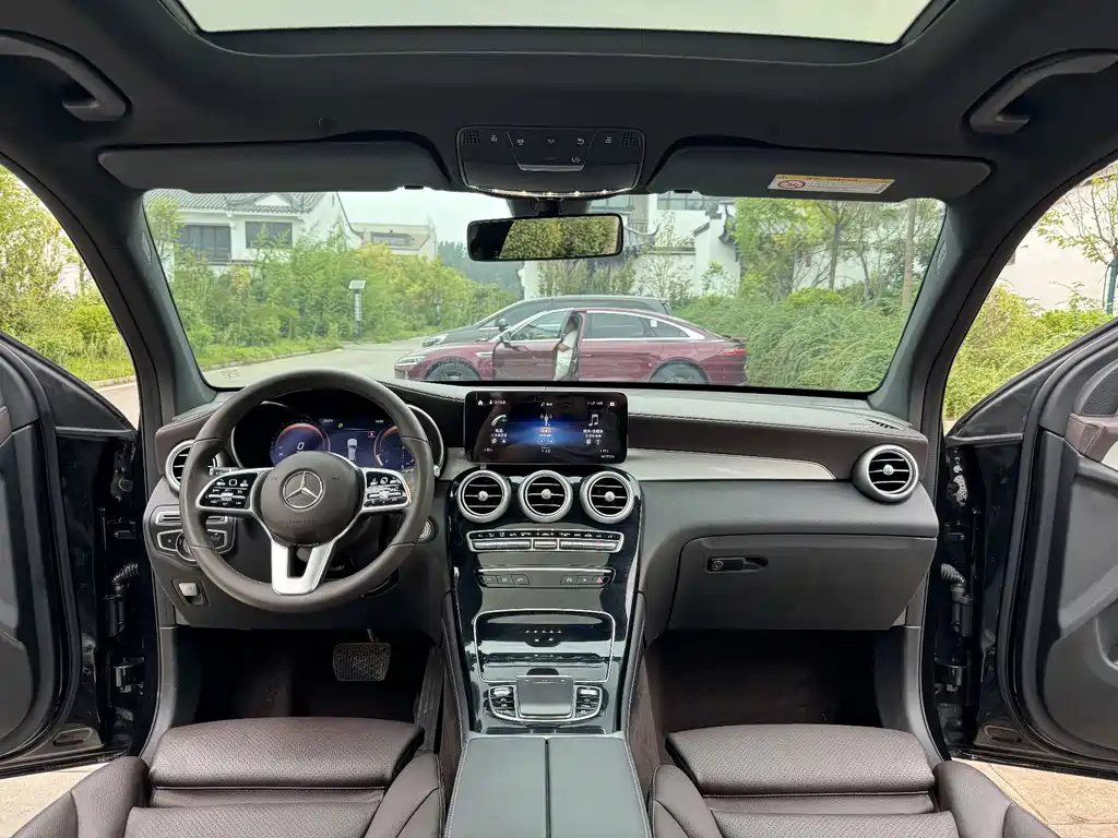 Mercedes-Benz GLC — миниатюра 5