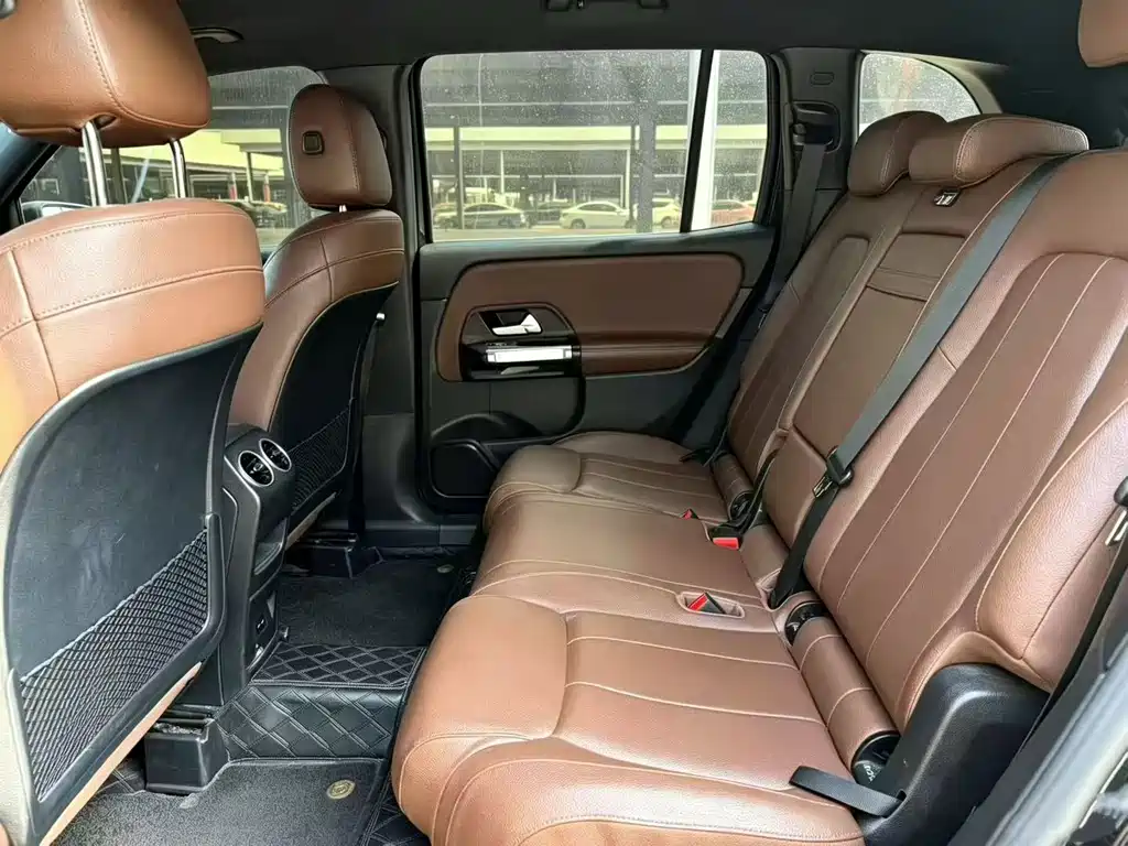 Mercedes-Benz GLB — миниатюра 6