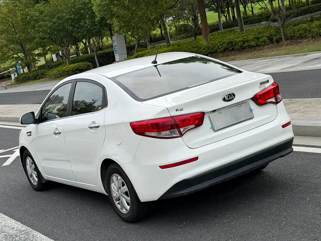 Kia K2 — миниатюра 4