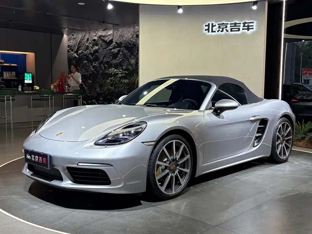 Купить Porsche 718