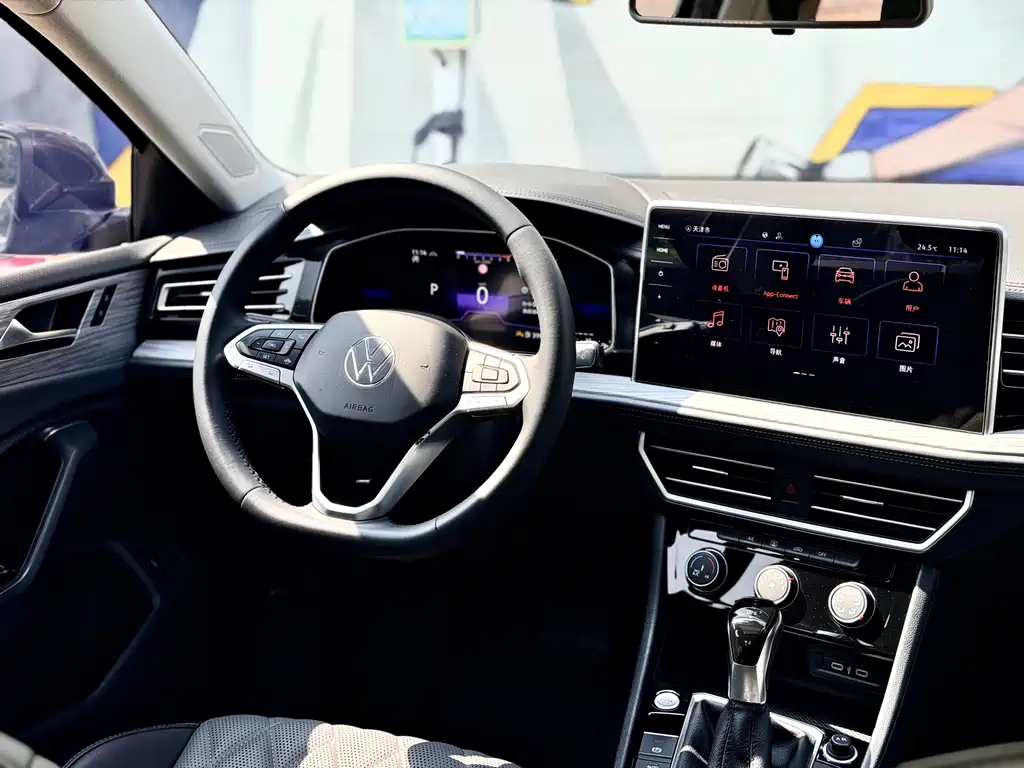 Volkswagen Sagitar — миниатюра 8