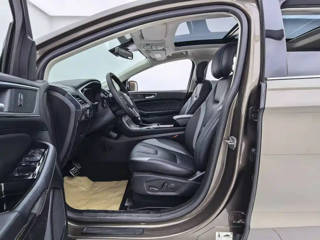 Ford Edge — миниатюра 18