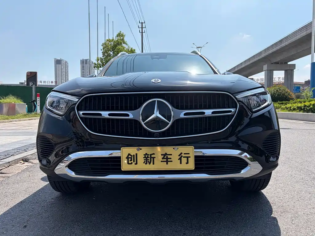 Mercedes-Benz GLC 2024 GLC 260 L 4MATIC 5 мест