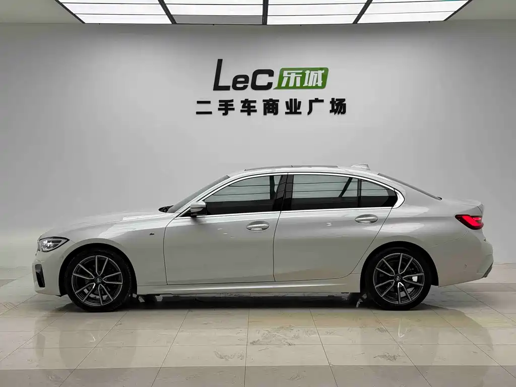BMW 3 Series — миниатюра 4