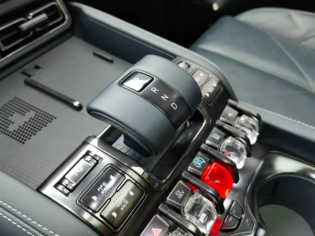 FANG CHENG BAO LEOPARD 5