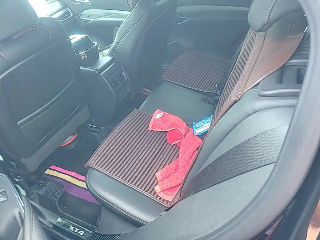 Cadillac XT4 — миниатюра 17