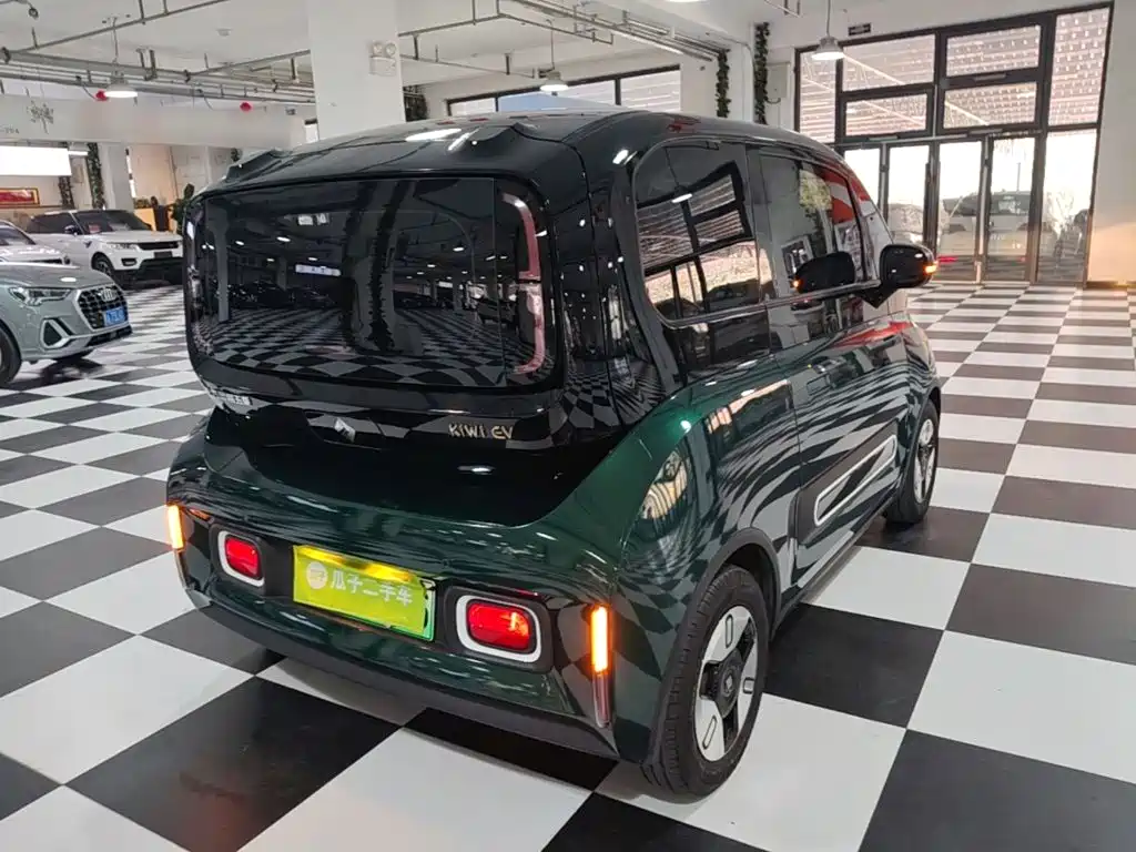 Baojun KiWi EV — миниатюра 7