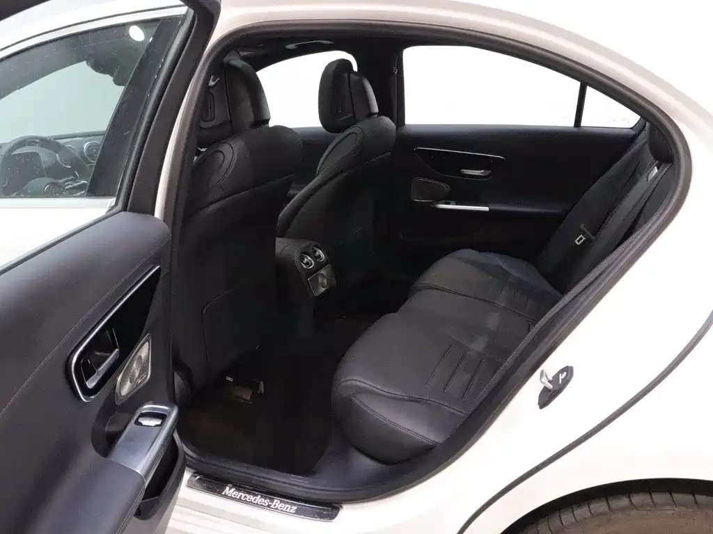 Mercedes-Benz C-Class New Energy — миниатюра 11