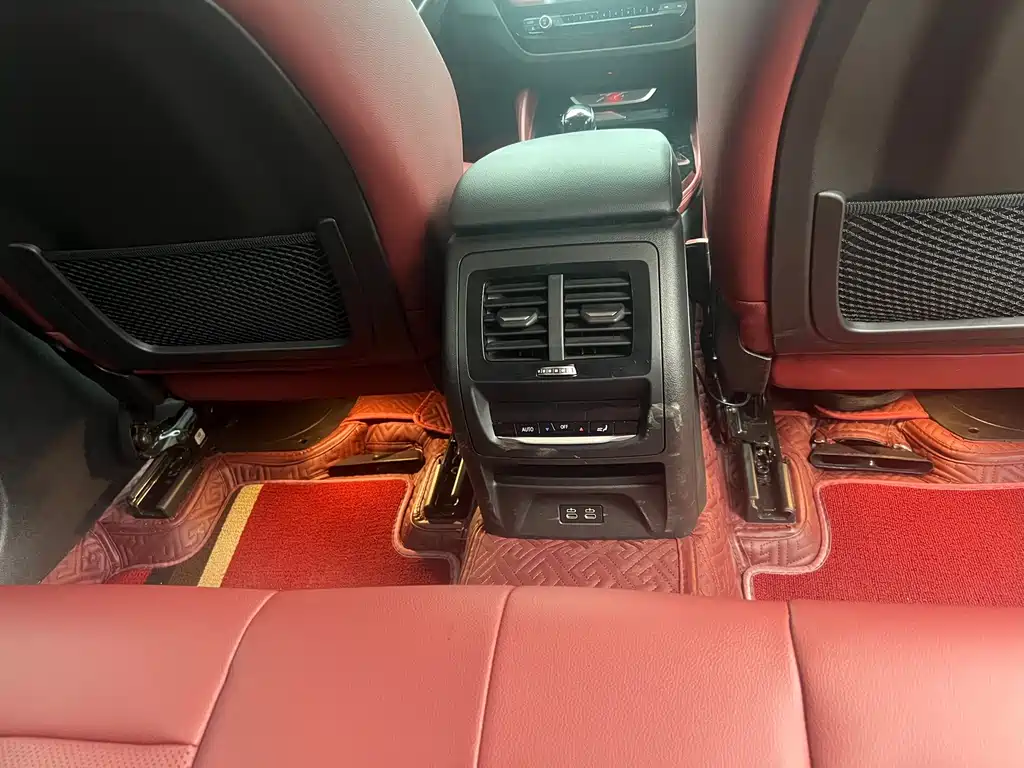 BMW X4 — миниатюра 9